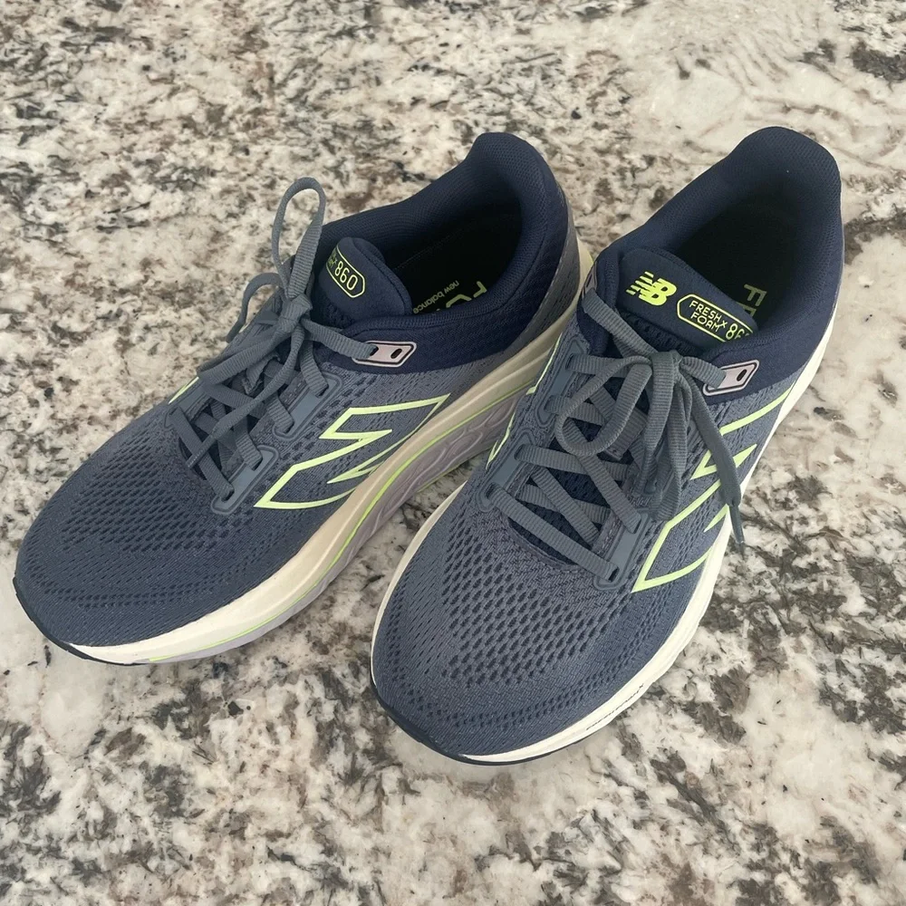 New Balance Fresh Foam 860 - Picture 3 of 7